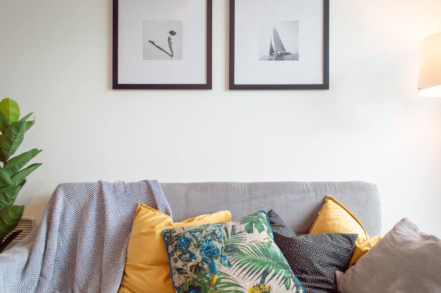 Stunning Mersey View Flat W Parking In リヴァプール エクステリア 写真